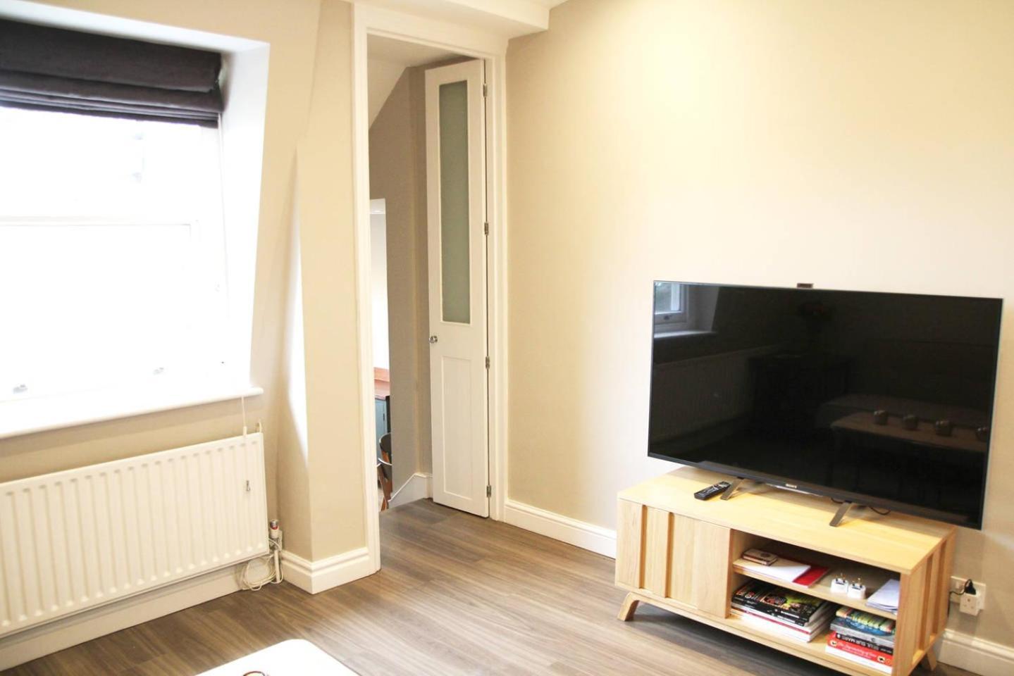 Guestready - Quaint English Flat Near Portobello ロンドン エクステリア 写真